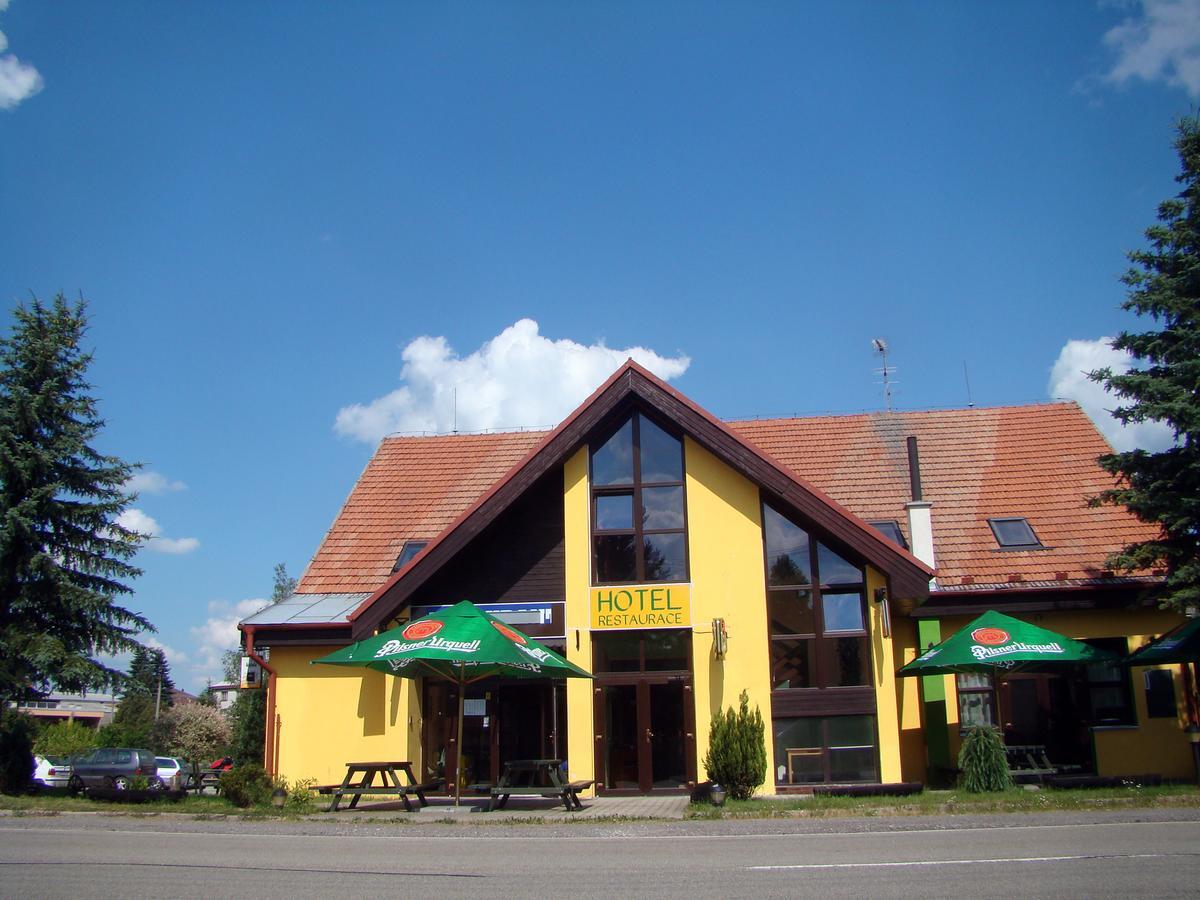Restaurace Penzion Rafael Dlouha Brtnice Экстерьер фото
