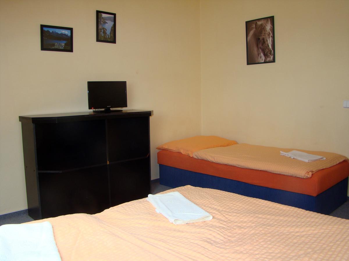 Restaurace Penzion Rafael Dlouha Brtnice Номер фото